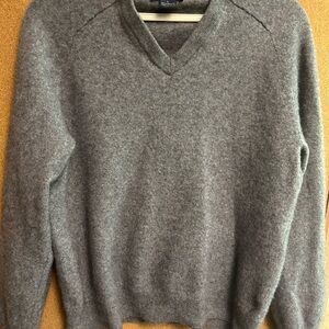 Kids Unisex V-neck hundred percent cashmere sweater